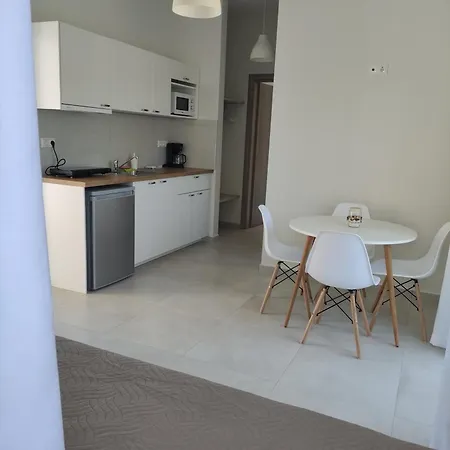 Yannis Apartment *